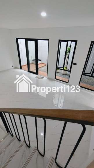 Rumah baru modern minimalis di Bintaro Jaya Tangsel - 7