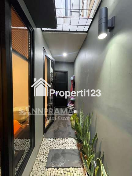 Rumah second murah siap huni full furnished diPancoran Mas,Depok - 8
