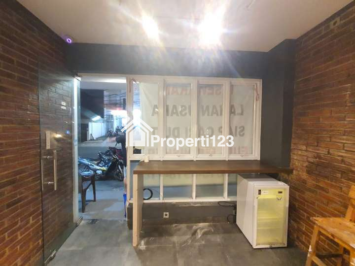DISEWAKAN LAHAN USAHA FULL FURNISHED LOKASI STRATEGIS - 2