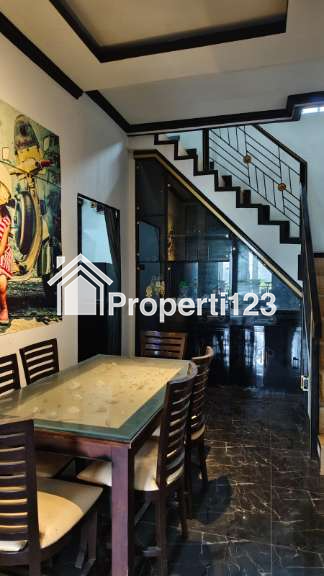 Rumah 2 Lantai Cluster Spring Fiesta Grand Wisata Tambun Bekasi - 3
