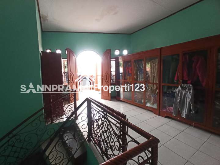 Rumah second hook tanah luas siap huni dlm kavling dki dicipedak,Jaksel - 9