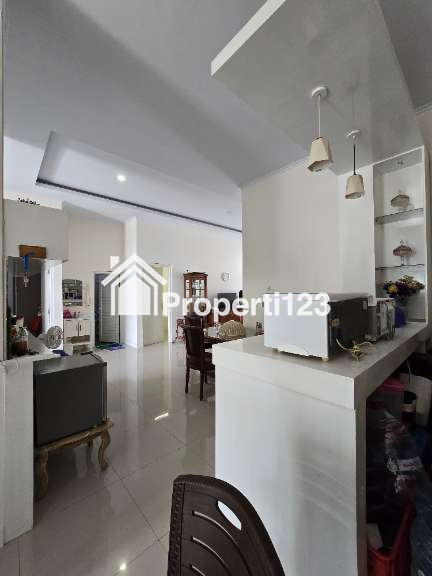 Rumah second non komplek di Duren Sawit Jaktim - 8