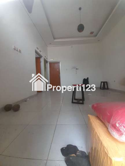 Dijual Rumah Lelang di Komplek The Green City View - 4