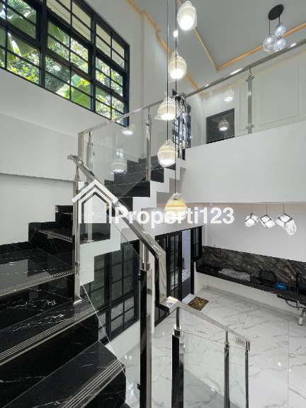 Rumah Mewah Modern dekat Pamella 7 Purwomartani - 4