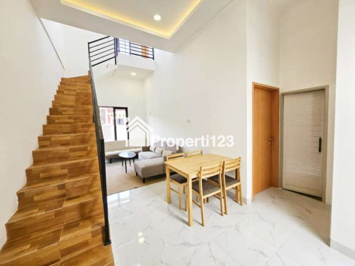 Rumah Baru 2 Lantai Modern Minimalis Taman Harapan Baru Bekasi - 7