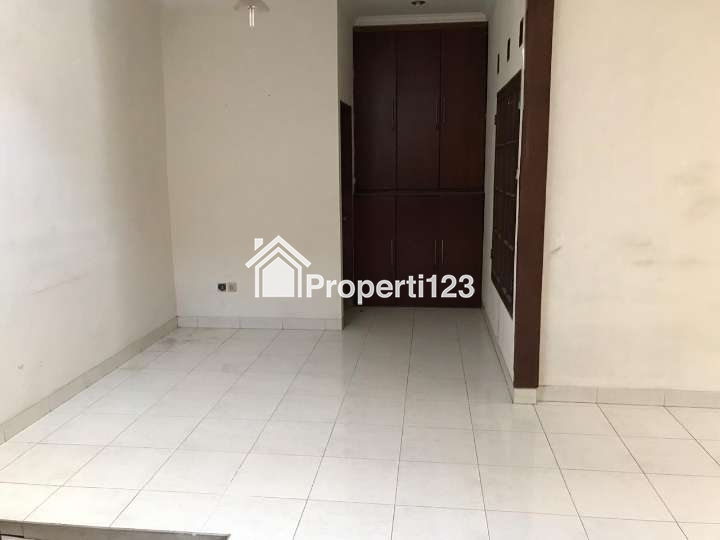 Rumah Bebas Banjir Dukuh Zamrud Padurenan Mustika Jaya Kota Bekasi - 6