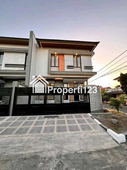 Rumah Baru Gress di Perumahan Nginden Intan Timur Sukolilo Surabaya - 2