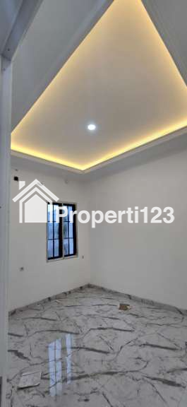 Rumah mewah 2 lantai lokasi strategis diKav UI barat beji,depok - 6