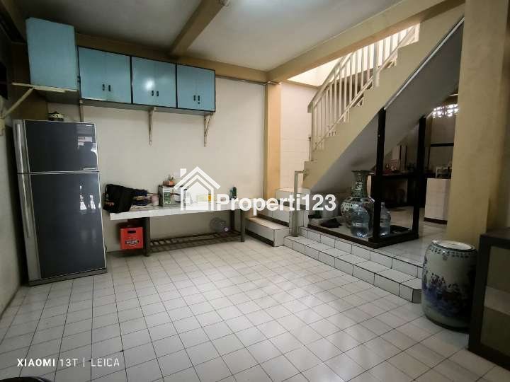 Rumah Kost Darmo Permai Full Furnished Baru Renovasi Siap Dikelola - 4