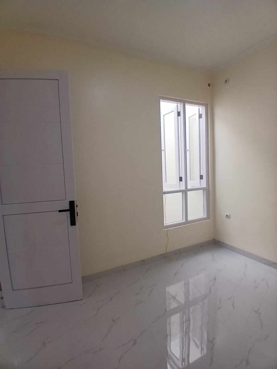 Rumah 2 lantai siap huni di Perumnas Depok Utara - 9