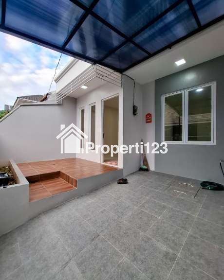 Rumah baru siap huni dekat Bintaro sektor 9 - 12