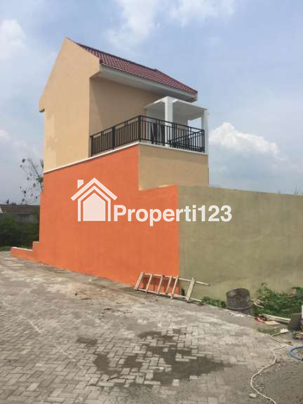 Dijual Rumah Modern 2Lantai di Kediri - 2