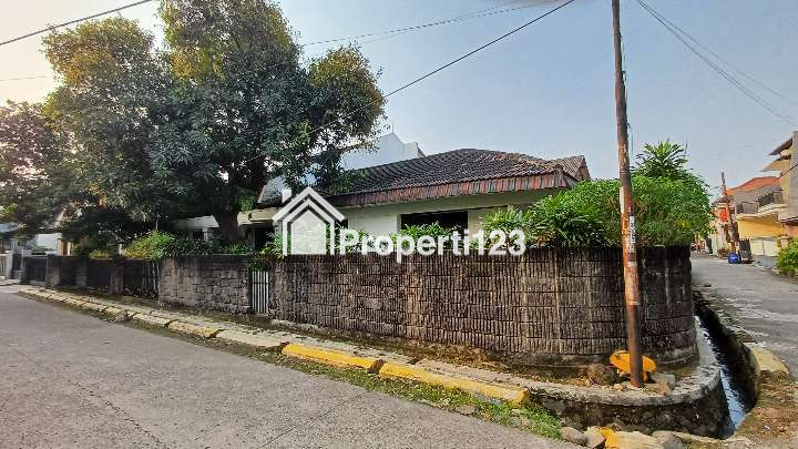 Jual Rumah Besar di Pondok Gede, Bekasi - 3