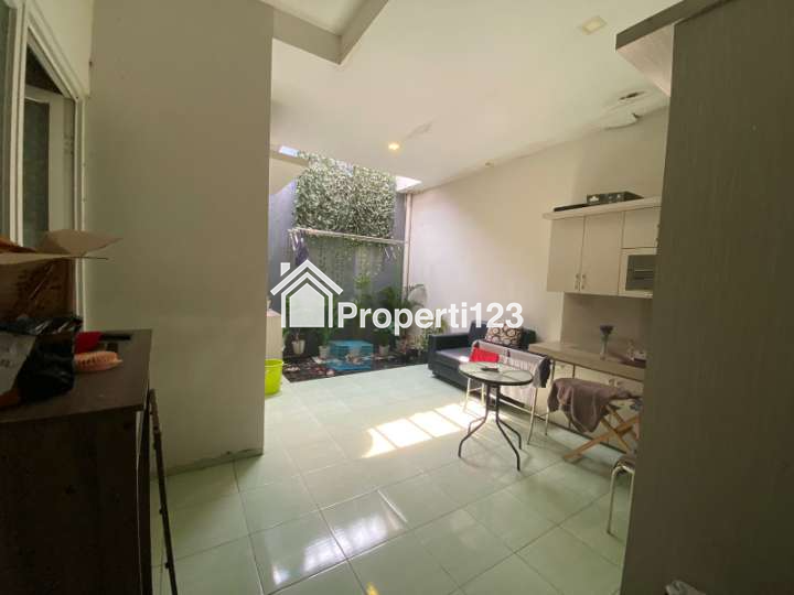 Rumah second tanah luas di Pamulang Timur Tangsel - 2