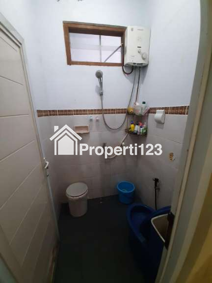Dijual Rumah bekas Klinik Dokter - 12
