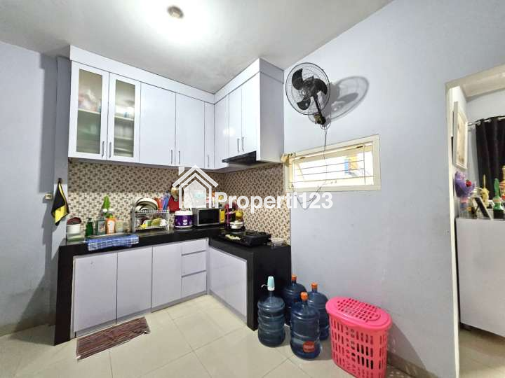 Rumah Hoek Modern Minimalis Siap Huni Harapan Indah Bekasi - 6