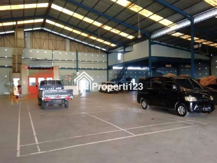 Gudang/Gedung Murah Jalan Raya Interchange Tol Karawang Barat - 2