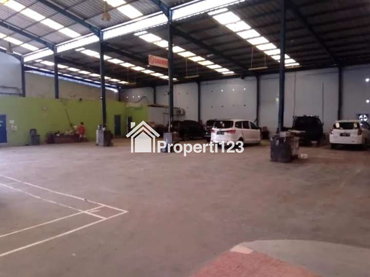 Gudang/Gedung Murah Jalan Raya Interchange Tol Karawang Barat - 5