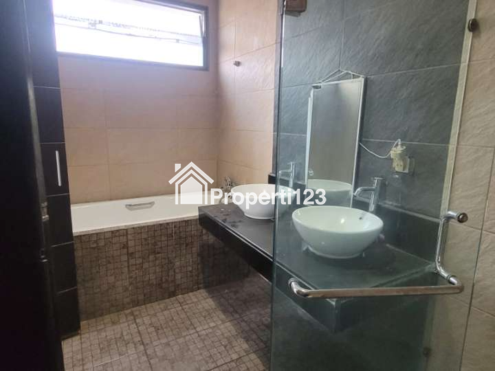 Dijual Rumah Siap Huni di Surabaya - 6