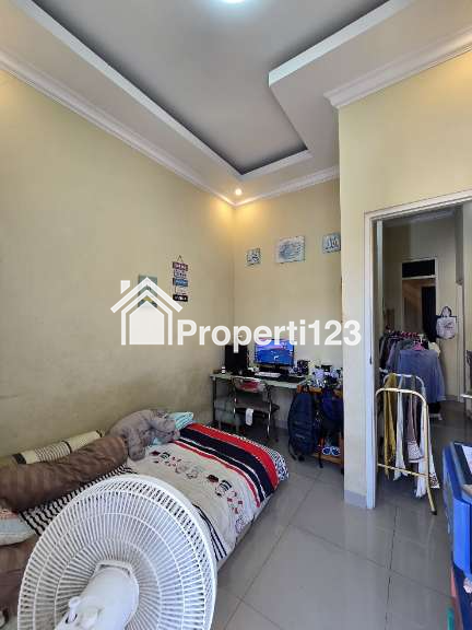 Rumah second dalam cluster di Klender Duren Sawit Jaktim - 8