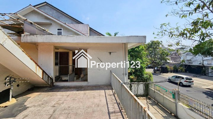 Rumah Hook Harga Bagus di Darmawangsa Jakarta Selatan - 3