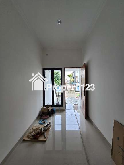 Rumah modern minimalis dalam komplek di Kav DKI Pondok Kelapa Jaktim - 6