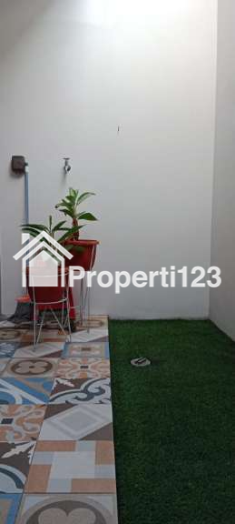 DI JUAL RUMAH SANGAT STRATEGIS DAN NYAMAN DI SUMMARECON BANDUNG - 9