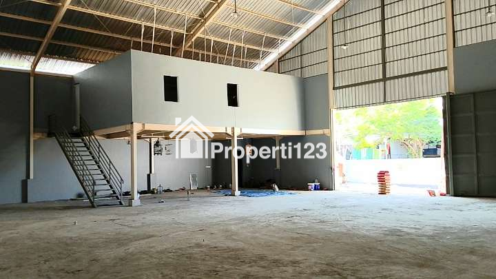 Disewakan Gudang 400 m2 Area Gatsu Barat Denpasar Bali - 2