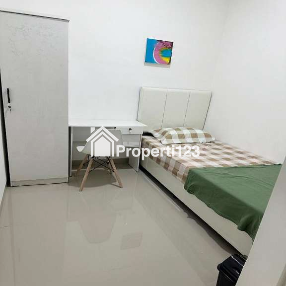 Kost Putri Dekat Universitas Borobudur, Universitas Darma Persada, Mall Bassura, Tip Top Pondok Bambu, RSKD Duren Sawit - 1