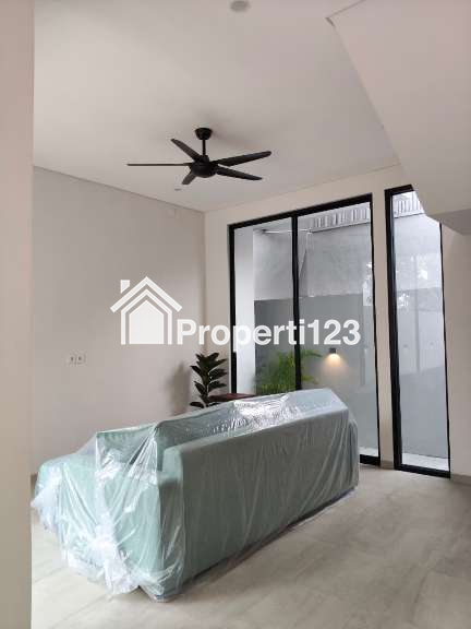 Villa Baru Leasehold Furnished Di Kerobokan Badung Bali - 5
