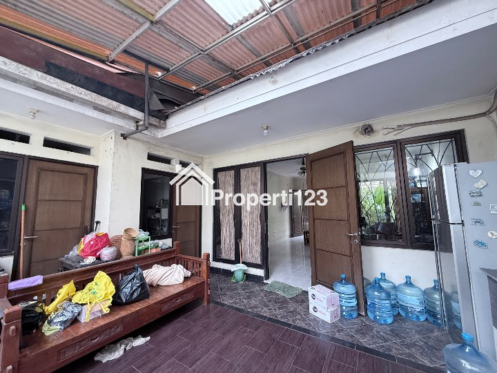 Rumah Murah Hadap Taman Cluster Aralia Harapan Indah Bekasi - 5