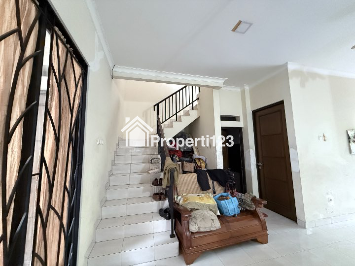 Rumah Murah Hadap Taman Cluster Aralia Harapan Indah Bekasi - 6