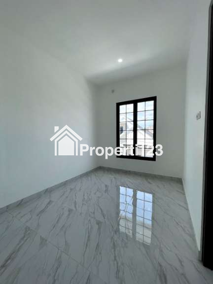 Rumah Modern Clasic di Tengah Kota Bogor - 7