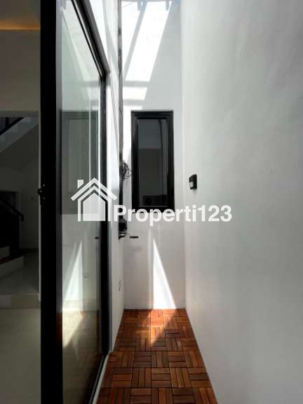 Rumah Modern Clasic di Tengah Kota Bogor - 3