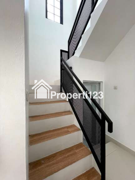 Rumah Modern Clasic di Tengah Kota Bogor - 9