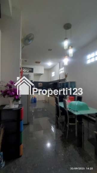 Dijual Rumah Komplek Mutiara Purnama di Jl. Purnama, Pontianak Selatan - 8
