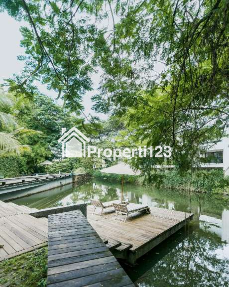 Rumah terawat karya arsitek ternama di Jati Padang Jaksel - 5