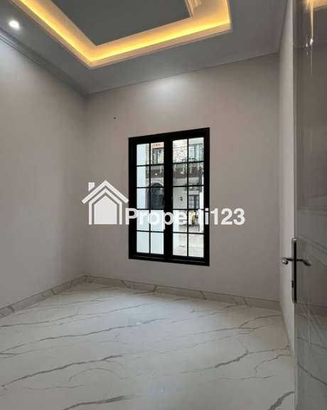 Rumah baru American Classic dalam cluster di Kebagusan Jaksel - 7
