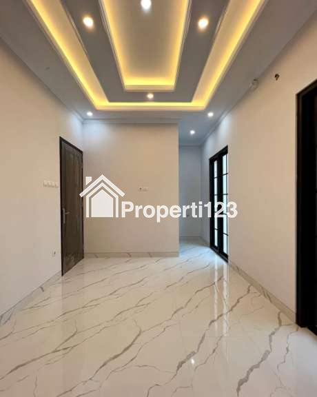 Rumah baru American Classic dalam cluster di Kebagusan Jaksel - 9