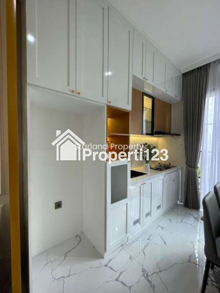 Rumah American Classic Style di Cirendeu Ciputat Tangsel - 9