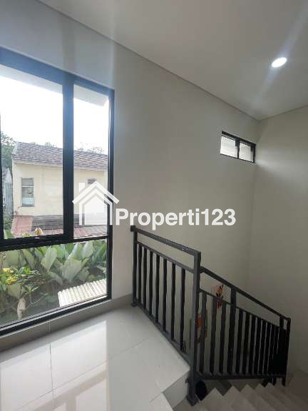Rumah Modern Tropis Asri dekat  Kampus IPB - 3