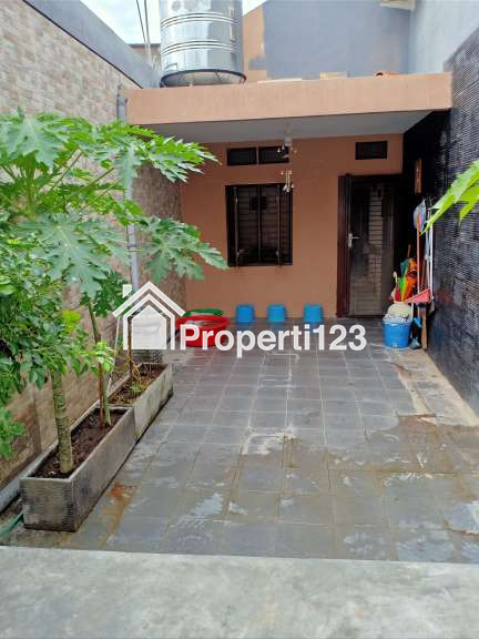 Rumah Mulyosari 2 lantai, Lokasi strategis selangkah Jalan Raya - 6