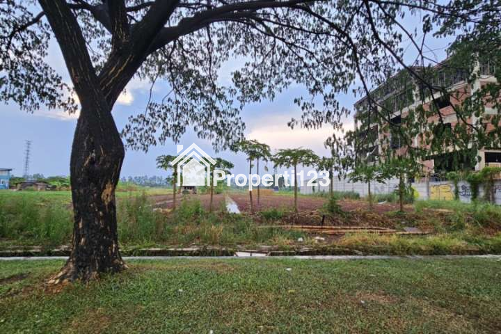 Tanah Komersial Lokasi Premium Jalan Utama Harapan Indah Bekasi - 1