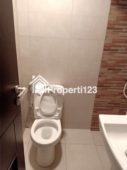 Rumah Hadap Taman Cluster Regia Summarecon Crown Gading Bekasi - 6