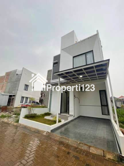 Rumah 3 Lantai dengan Rooftop di Tangerang - 7