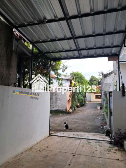 Rumah minimalis moden di Rangkapan Jaya Depok - 10