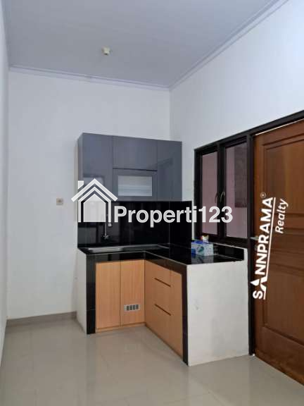 Rumah minimalis moden di Rangkapan Jaya Depok - 5