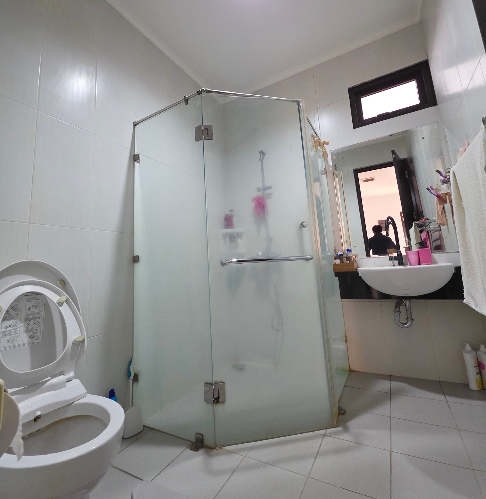 Rumah Mewah Cluster Asia Tropis Harapan Indah Bekasi - 5
