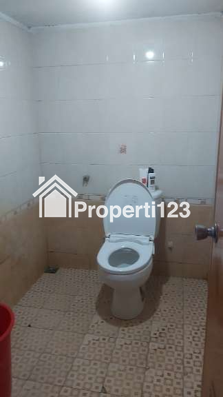 Rumah second 1,5 lantai dekat Stasiun di Cagar Alam Depok - 7