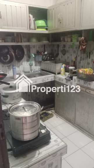 Rumah ada tempat usaha di Pancoran Mas Depok - 13